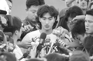 안정환 이적협상 오리무중
