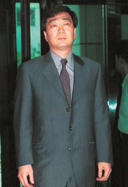 린다 김과 홍일-홍업 형제