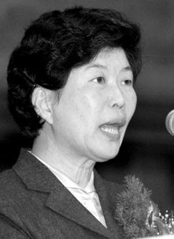 장명수 한국일보사장 사의표명 놓고 설왕설래