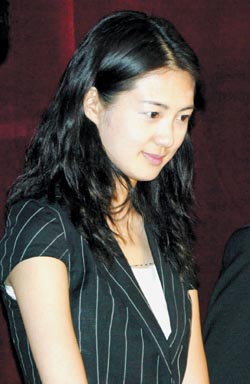 내년2월 결혼 이요원 둘러싼 궁금증 몇가지