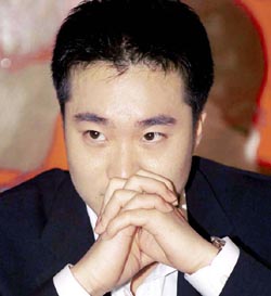 스타 가족들 ‘울고 웃는’ 사연