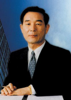김충식 현대상선 전 사장 일본 장기체류 미스터리