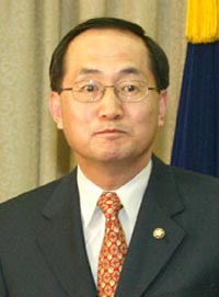 박원홍 의원 남－북 인터넷 교류 물꼬 텄다?