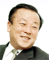 임현식 <라이어>에서 좌충우돌 김 기자역 맡아