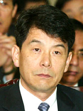 이동걸 금감원 부원장 - 삼성에 잇단 제동 ‘제2의 장하성’ 주목
