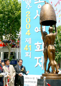 흔들리는 대종상 후보선정부터 논란