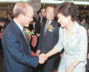 박근혜－이회창 회동 성사 막후