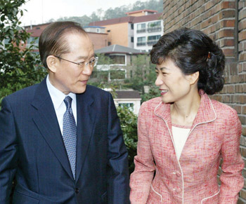 이회창, 박근혜 궁지로 몬 내막