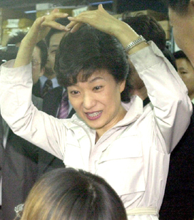 박근혜 한나라당 대표 새 친위그룹 결집 막후