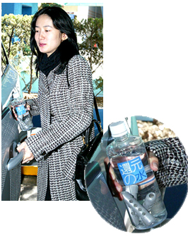 ‘심은하 생수’의 비밀