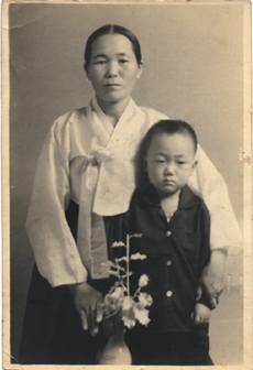 [17대 금배지 이 한장의 사진] 한나라당 최구식 의원