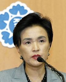 강금실 전 법무장관 사법개혁추진위원장 거론 내막