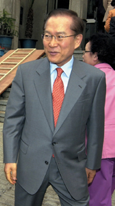 이회창 전 총재 용산 이사