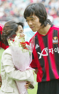 축구천재 만든 어머니 김옥란씨