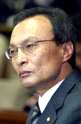 [열린우리당의원들]이해찬 총리에 매를 든 내막