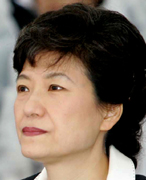 [박근혜  대표]올 7월·내년 1월 사퇴설 솔솔