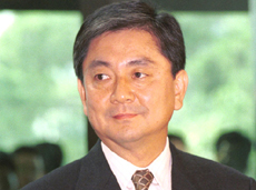 홍석현 귀국행보 빨라진 까닭