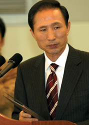 이명박 ‘이회창 때리기’ 노림수