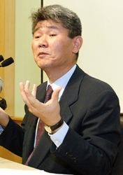 노성일 미즈메디병원 이사장