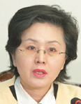 [김영선 의원] 당내 라이벌 의원과 덕담 신경전
