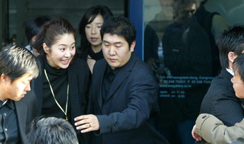 [탤런트 고현정] ‘음독설’ 이후 공식행사 첫 참석