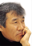 [소설가 최인호] 비판하는 시간도 아깝다
