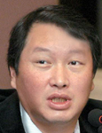 [최태원 SK 회장] 워커힐 이사직 사임 배경 분분