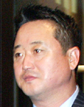 [이웅렬 코오롱 회장] 노사문제로 검찰 압수수색까지