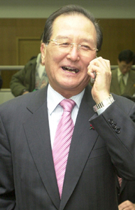 강현욱 전북지사 불출마 잠적 미스터리