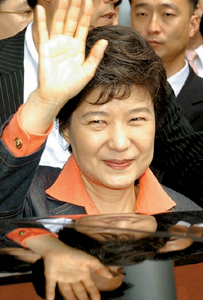 박근혜-이명박 대권전쟁 막올랐다
