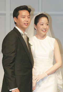 노현정 결혼 둘러싼 의문 셋