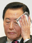 [고건 전 총리] ‘기자들에게 상품권’ 구설수