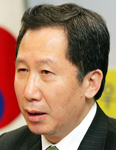[김근태 전 의장] 당내 ‘2선 후퇴’ 압박 돌파 의지