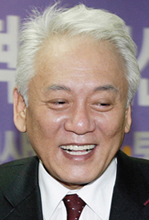 [김한길 의원] 중도개혁통합신당 대표로 추대돼