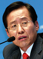 [홍준표 의원] ‘오버’한 호통연설 구설수
