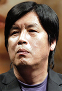 [영화감독 이창동] 조선일보 후원 영화제 출품 공개적 거부