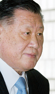[비자금 재판 이어 악재 연발] 정몽구(현대차)의 울화통