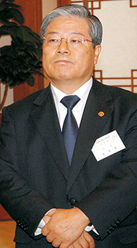 김성호 인맥‘행복 세상’ 주목받는 까닭