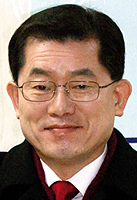 [문국현 대표] 당 내홍 와중에도 ‘총선 30석’ 자신