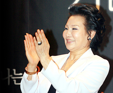 [김태진 - 연예가 리포트 주절재잘] 패티 김과 ‘거리 인터뷰’