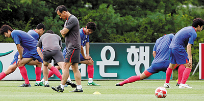 베이징 가는 축구대표팀 이것이 문제다