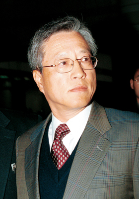 KT 사장 선정 복잡해져 가는 내막