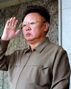 김정일 ‘미완의 미사일’ 발사 도박 강행한 속사정
