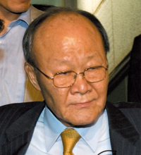 총력추적 ‘대통령 친구’ 천신일의 위세