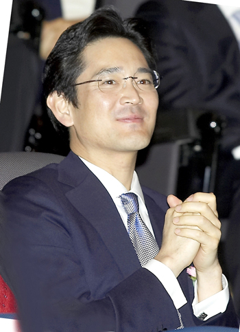 삼성 황태자 이재용 대관식 가는 길