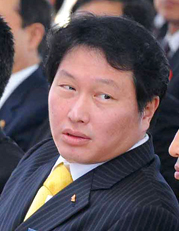 SK 휴대폰 사업 다시 뛰어든 내막