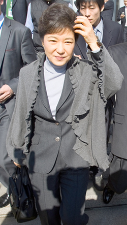 한나라-미래희망연대 합당 박근혜 약이냐 독이냐
