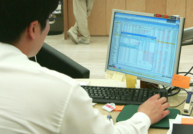 주식 ‘커닝투자’ 사건 풀스토리