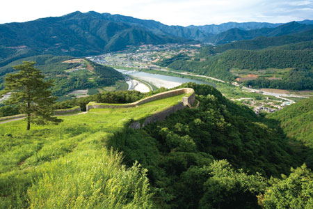 충북 단양 온달산성과 양백산