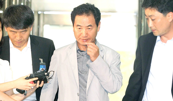 ‘오현섭 리스트’에 민주당 떨고 있는 내막